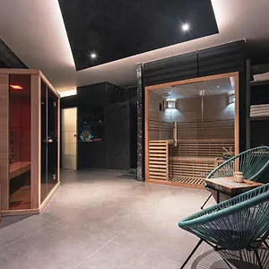  Apartment Exclusive